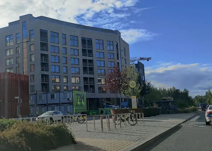 公寓 New Cherry Near Helsinki Airport In Kivistoe 万塔