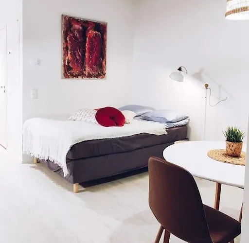 New Cherry Near Helsinki Airport In Kivistoe 公寓 万塔