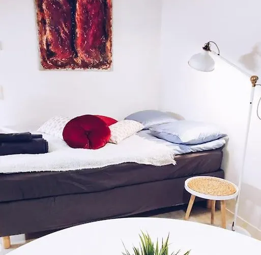 Appartement New Cherry Near Helsinki Airport In Kivistoe *